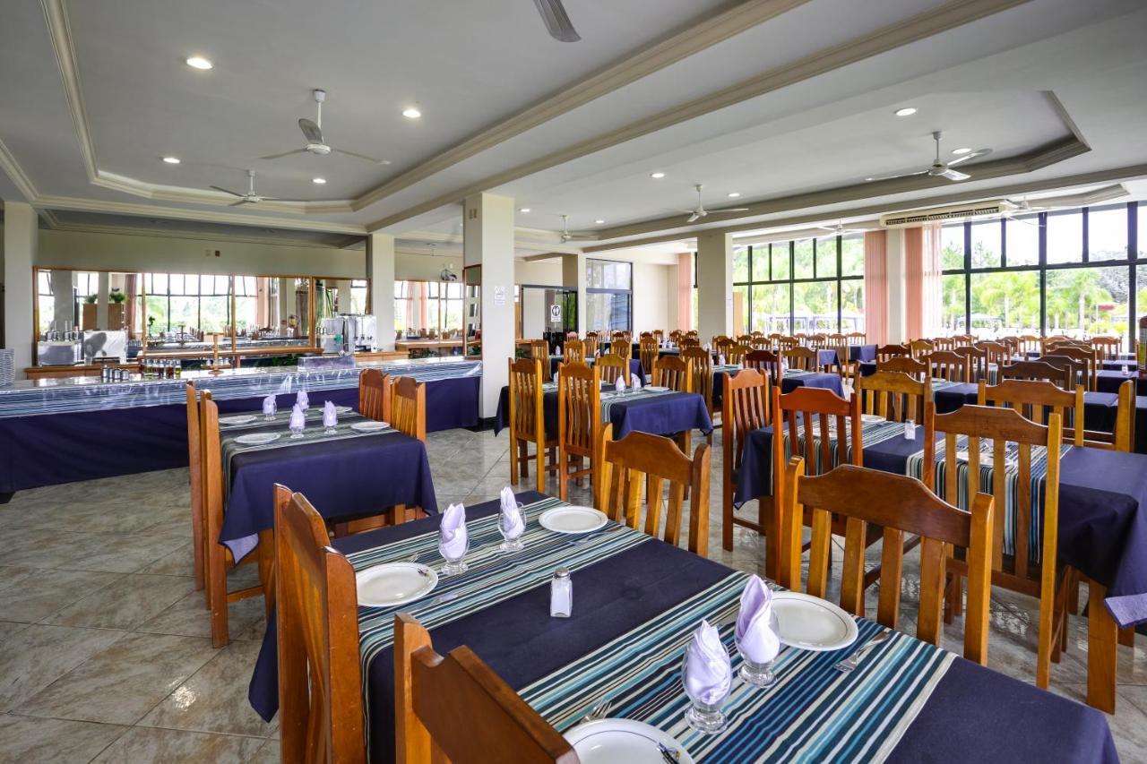 Hotel San Isidro São Gabriel Esterno foto