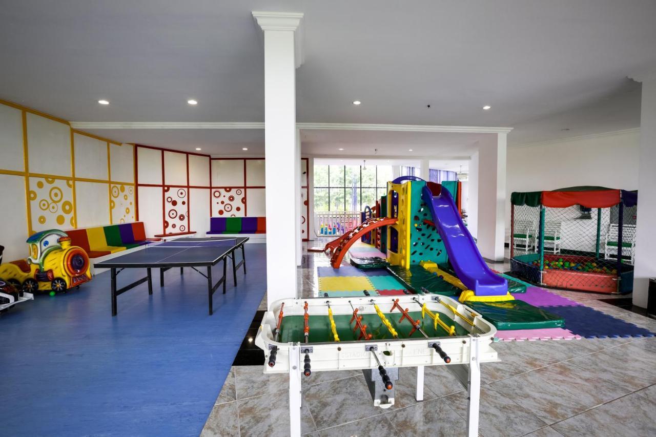 Hotel San Isidro São Gabriel Esterno foto