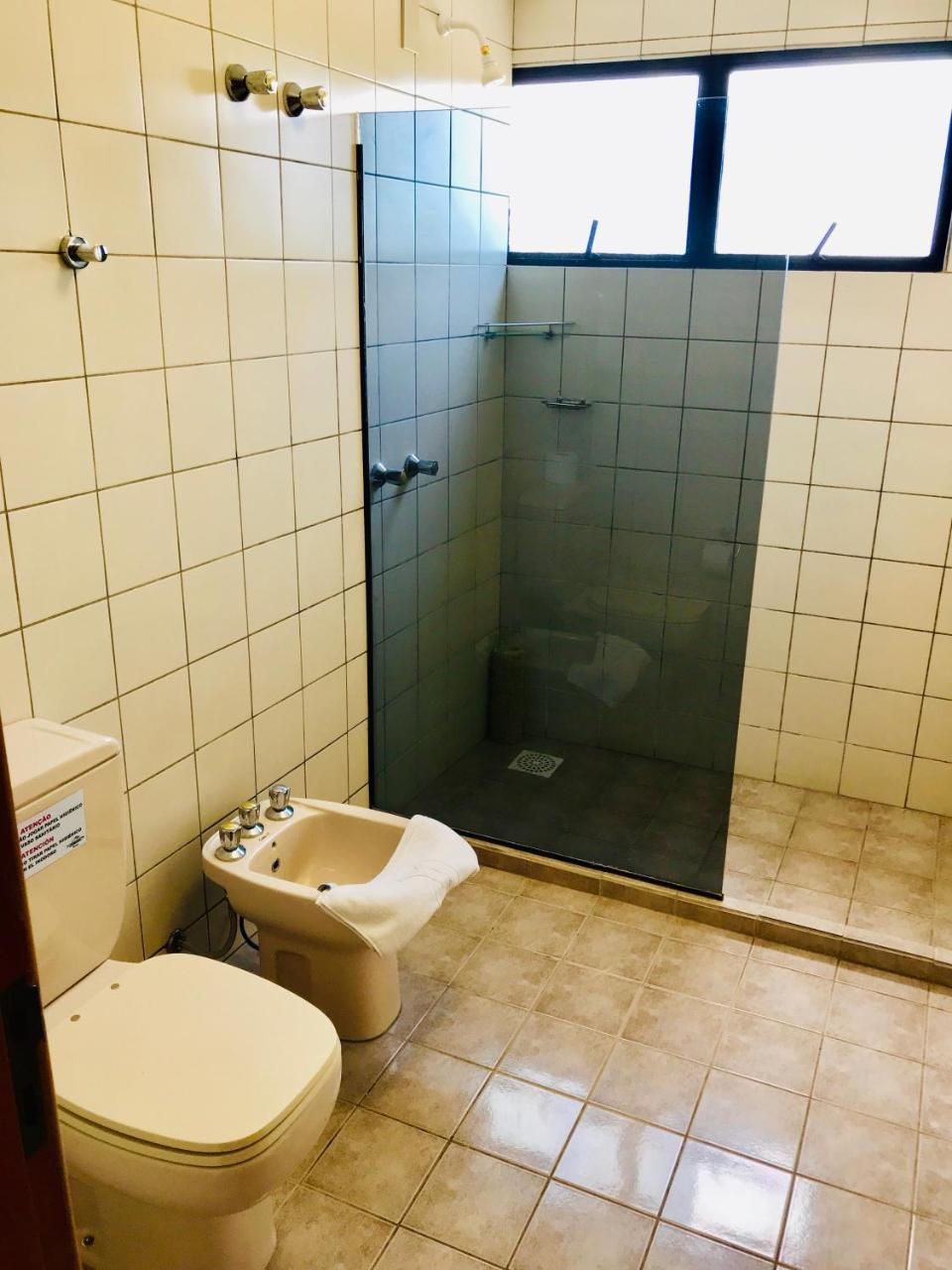 Hotel San Isidro São Gabriel Esterno foto