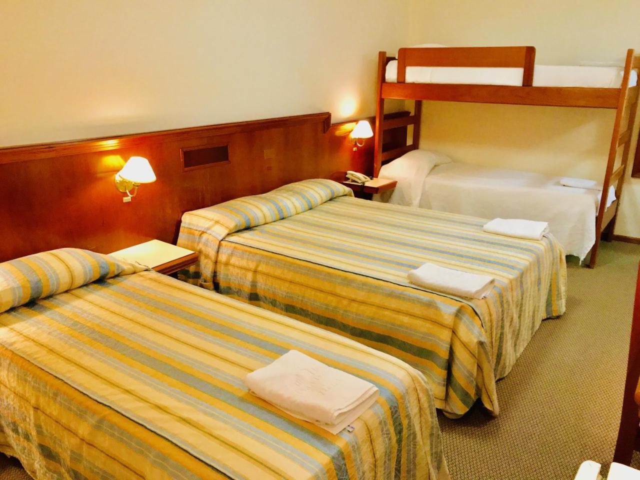 Hotel San Isidro São Gabriel Esterno foto