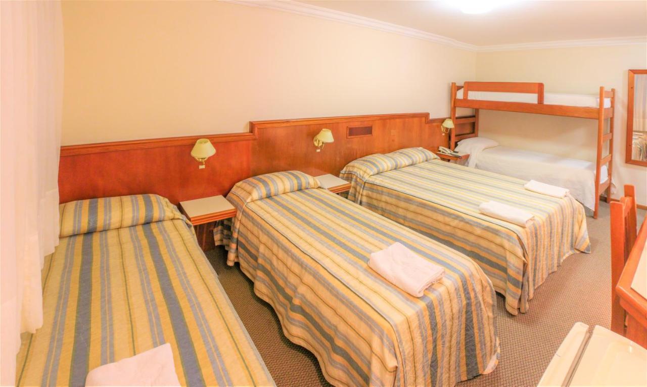 Hotel San Isidro São Gabriel Esterno foto
